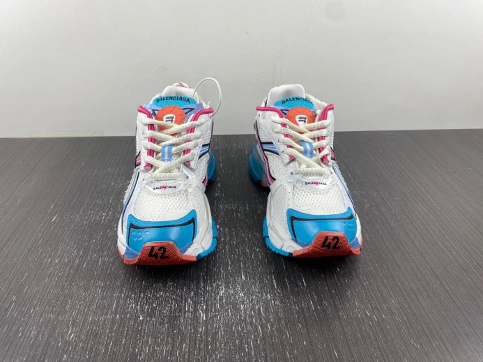 BLCG RUNNER SNEAKER 772774 W3RBW GoodFit 2716