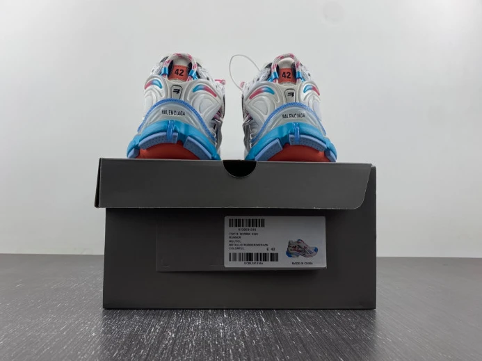 BLCG RUNNER SNEAKER 772774 W3RBW GoodFit 2716