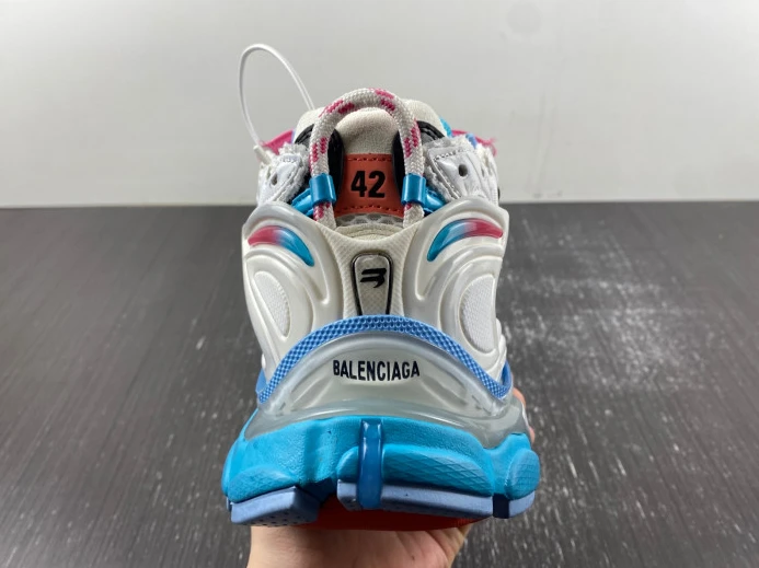 BLCG RUNNER SNEAKER 772774 W3RBW GoodFit 2716