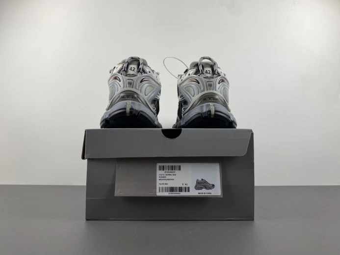 BLCG RUNNER SNEAKER 772774 W3RMU WellDesigned 2409