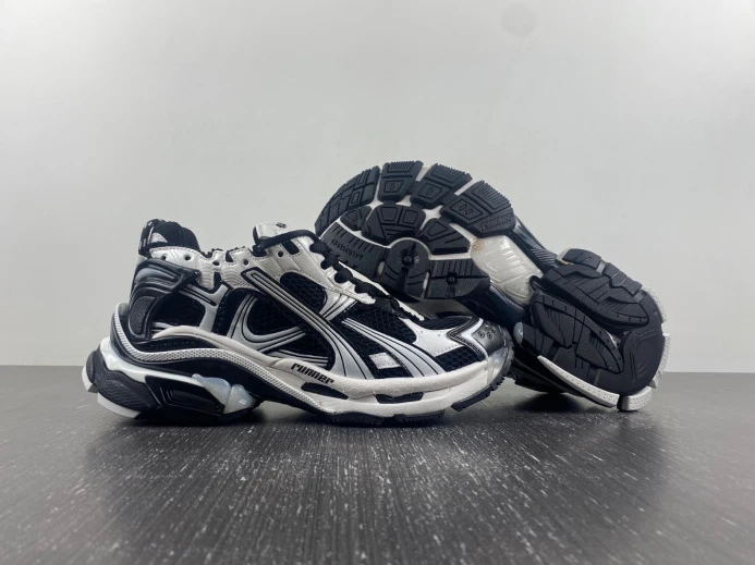 BLCG RUNNER SNEAKER 772774 W3RNY Fashionable 2669
