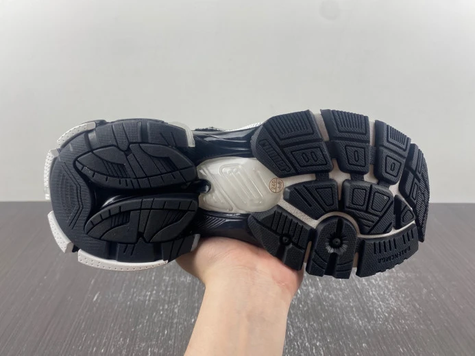 BLCG RUNNER SNEAKER 772774 W3RNY Fashionable 2669
