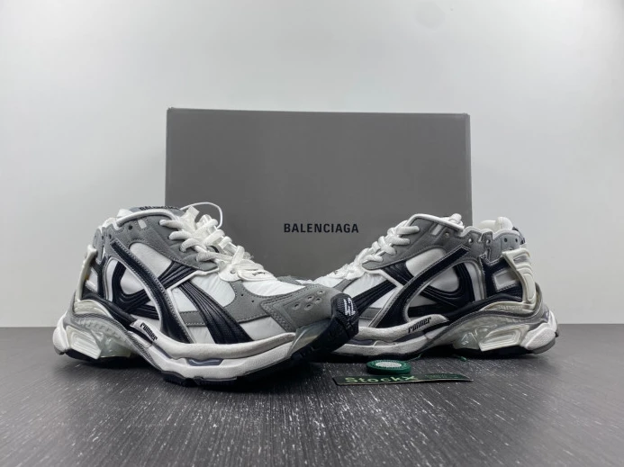 BLCG RUNNER SNEAKER 772774 W3RNY Popular 2679