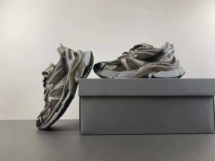 BLCG RUNNER SNEAKER 779066 W3RBXP Comfortable 2411