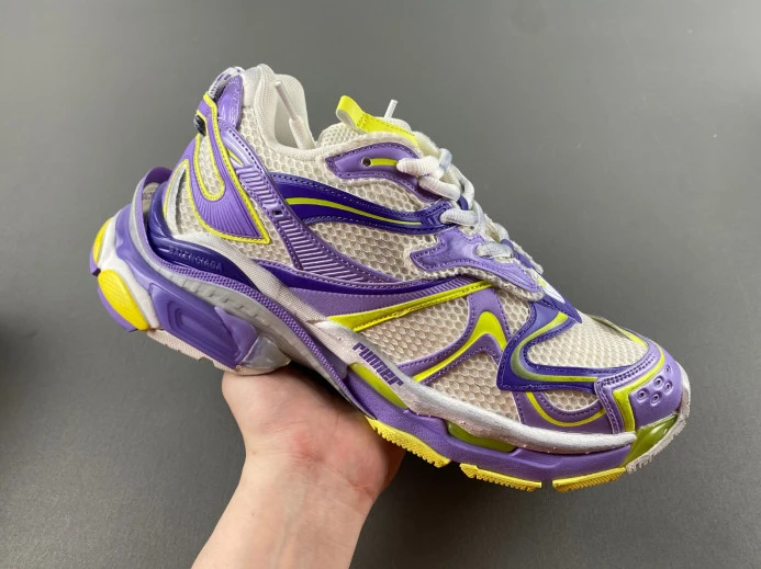BLCG RUNNER SNEAKER 779066 W3RBXP StreetReady 2416