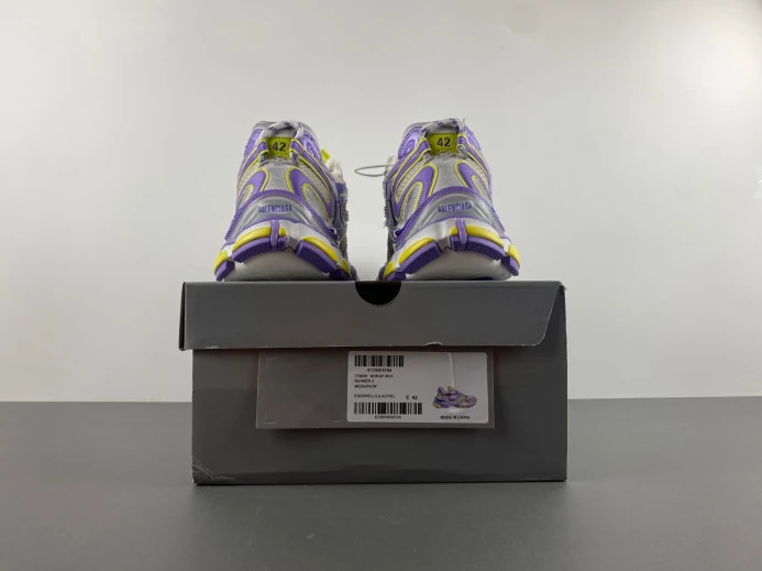 BLCG RUNNER SNEAKER 779066 W3RBXP StreetReady 2416