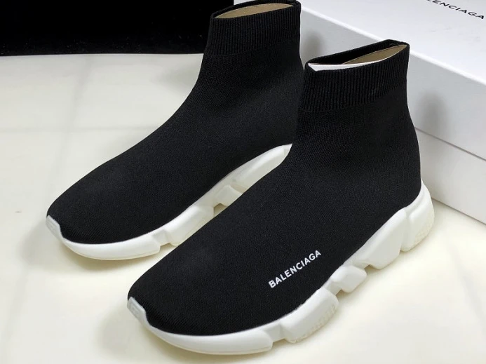 BLCG Speed Trainer Mid Black 483502 W05G0 SportInspired 2662