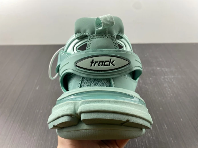 BLCG TRACK SNEAKER 542023 W2LA2 WellDesigned 2562