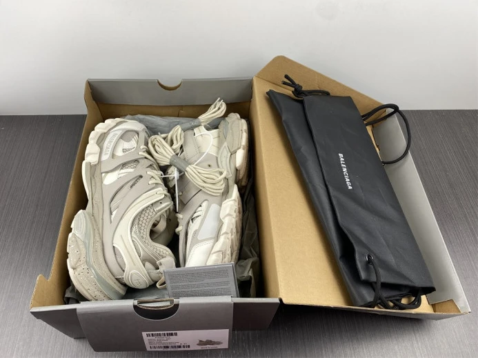 BLCG TRACK SNEAKER 542023 W3FE4 SportInspired 2570
