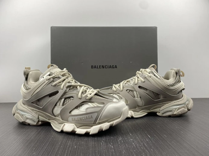BLCG TRACK SNEAKER 542023 W3FE4 SportInspired 2570