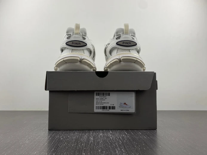 BLCG TRACK SNEAKER 542023 W3RM1 TopPick 2364
