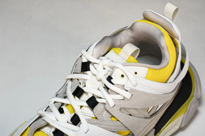 BLCG TRACK SNEAKER 542436 W1ST3 GoAnywhere 2381