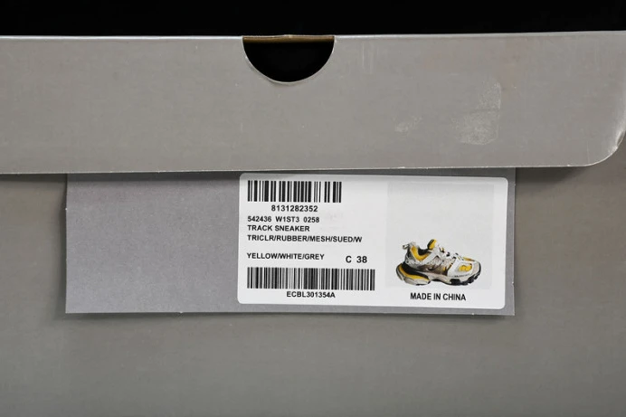 BLCG TRACK SNEAKER 542436 W1ST3 GoAnywhere 2381