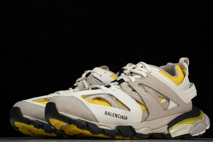 BLCG TRACK SNEAKER 542436 W1ST3 GoAnywhere 2381