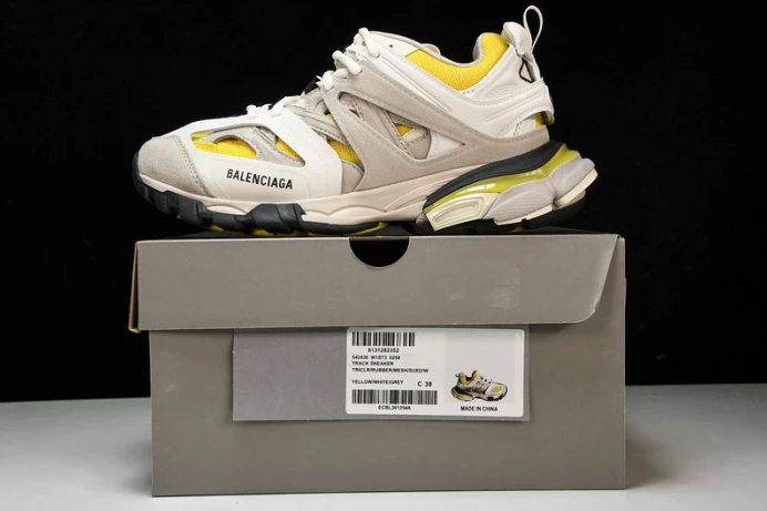 BLCG TRACK SNEAKER 542436 W1ST3 GoAnywhere 2381
