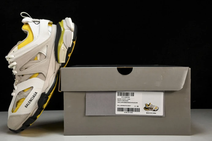 BLCG TRACK SNEAKER 542436 W1ST3 GoAnywhere 2381