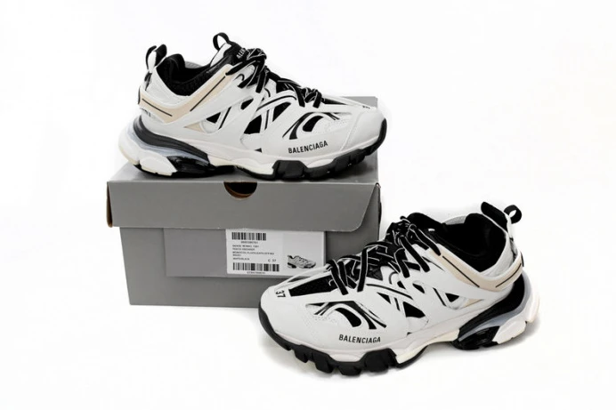 BLCG TRACK SNEAKER 542436 W3NH3 WellDesigned 2369