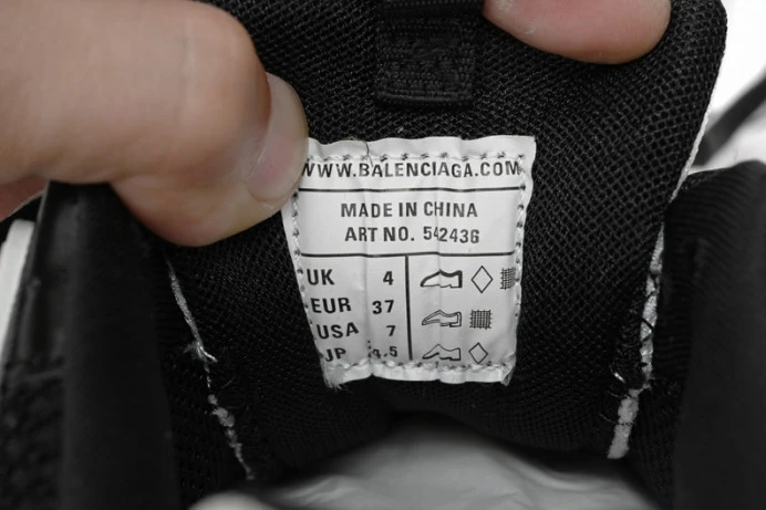 BLCG TRACK SNEAKER 542436 W3NH3 WellDesigned 2369