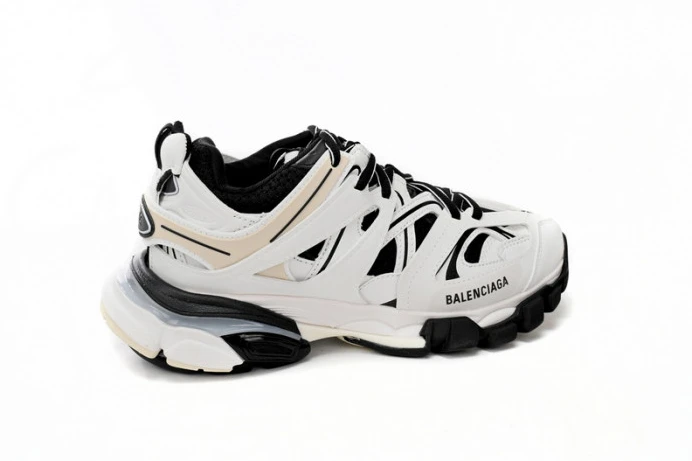 BLCG TRACK SNEAKER 542436 W3NH3 WellDesigned 2369