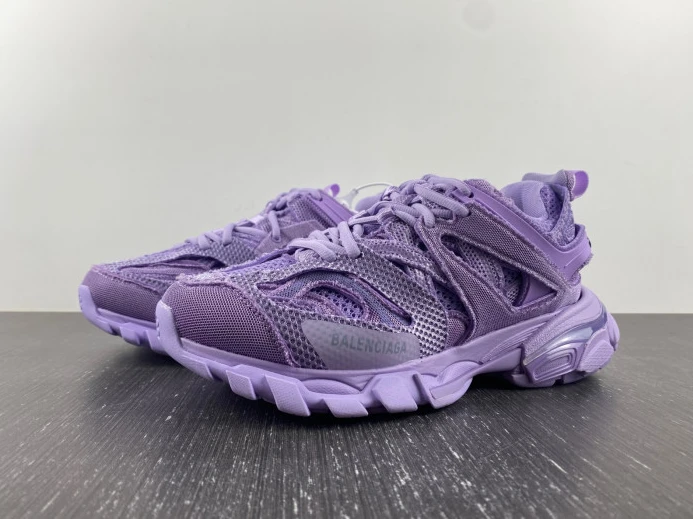 BLCG TRACK SNEAKER 542436 W3RD1 Comfortable 2553