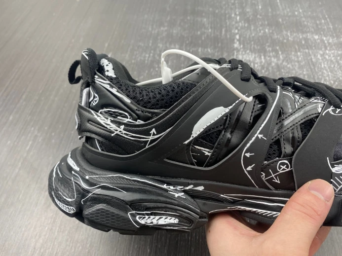 BLCG TRACK SNEAKER 542436 W3SR2 Comfortable 2372