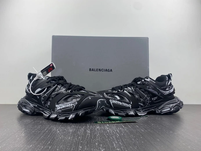 BLCG TRACK SNEAKER 542436 W3SR2 Comfortable 2372