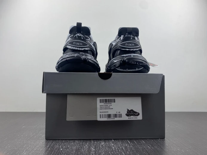 BLCG TRACK SNEAKER 542436 W3SR2 Comfortable 2372