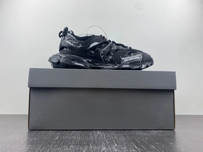 BLCG TRACK SNEAKER 542436 W3SR2 Comfortable 2372