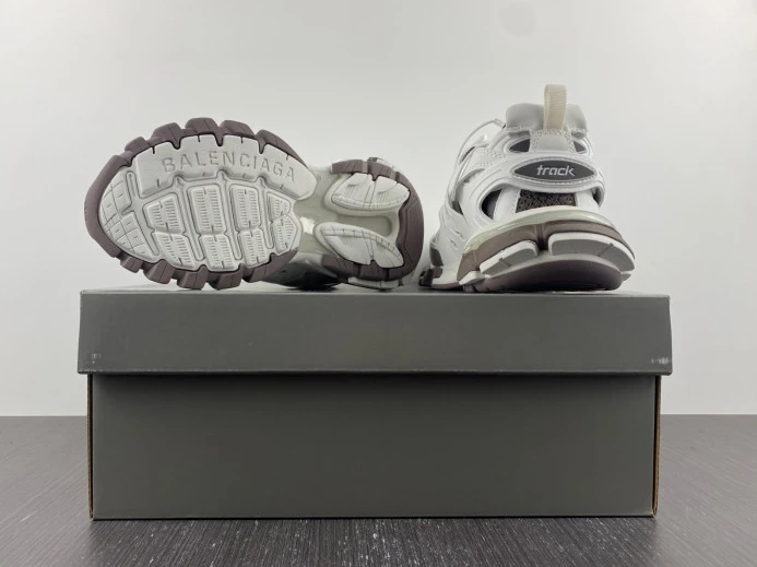 BLCG TRACK SNEAKER 542436 W5C82 SmartChoice 2556
