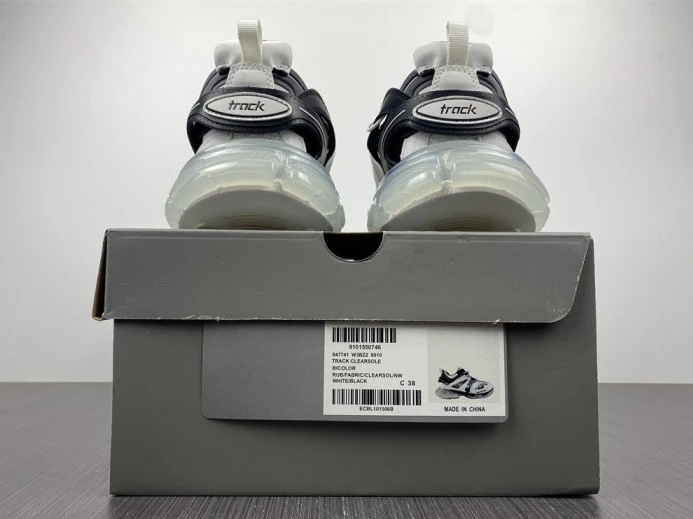 BLCG TRACK SNEAKER 647741 W3BZ2 TopPick 2568