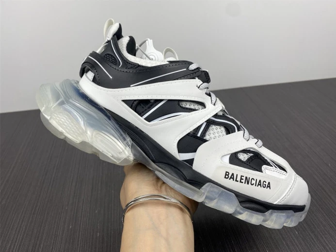 BLCG TRACK SNEAKER 647741 W3BZ2 TopPick 2568