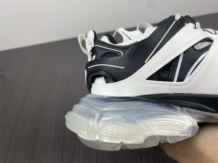 BLCG TRACK SNEAKER 647741 W3BZ2 TopPick 2568