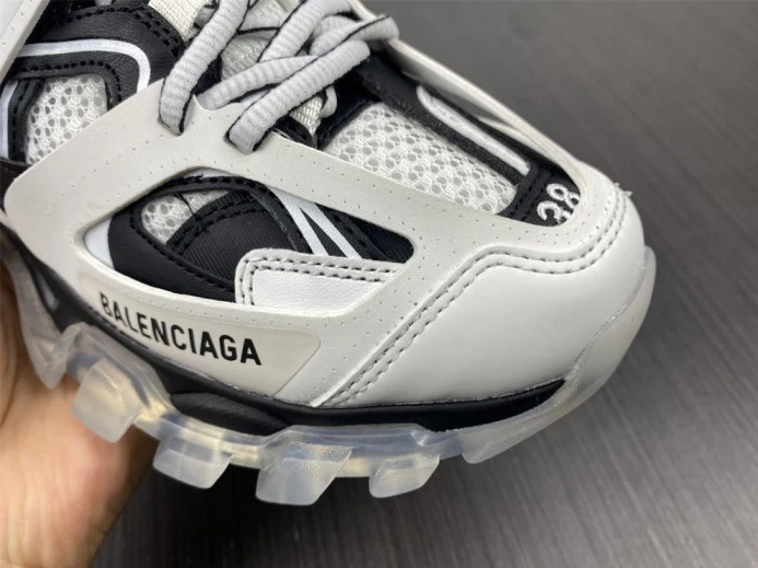 BLCG TRACK SNEAKER 647741 W3BZ2 TopPick 2568