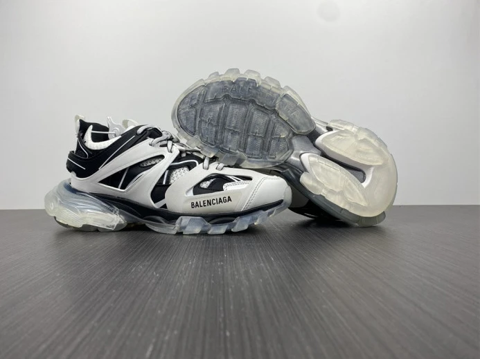 BLCG TRACK SNEAKER 647741 W3BZ2 TopPick 2568