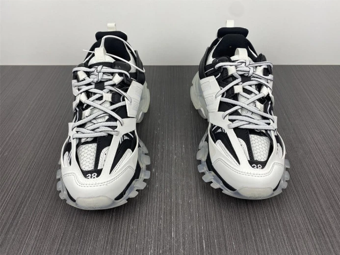 BLCG TRACK SNEAKER 647741 W3BZ2 TopPick 2568