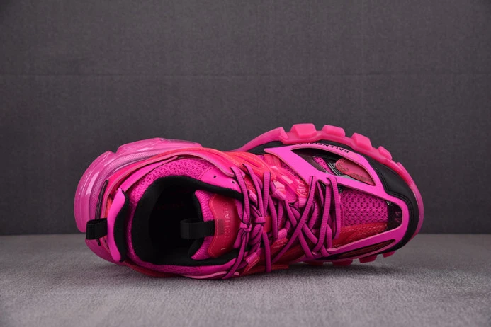 BLCG TRACK SNEAKER 647742 W38M5 Comfortable 2548