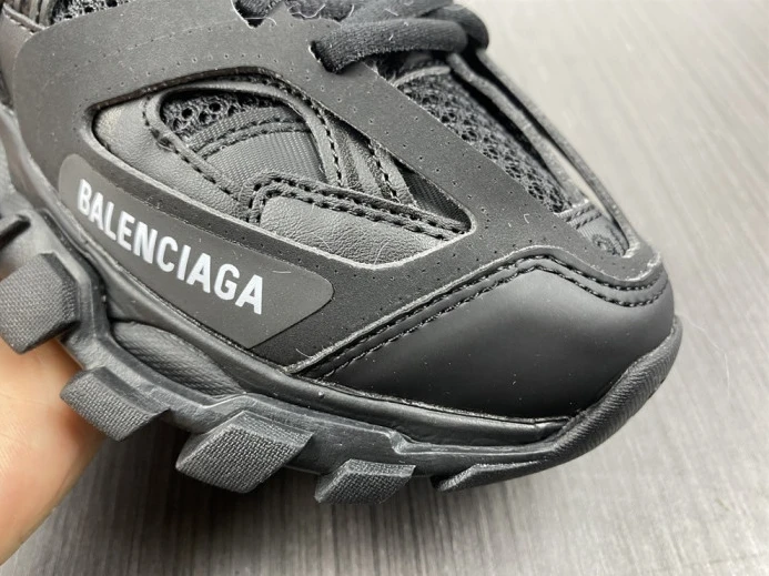 BLCG TRACK SNEAKER 668555 W3CQ6 DailyWear 2576