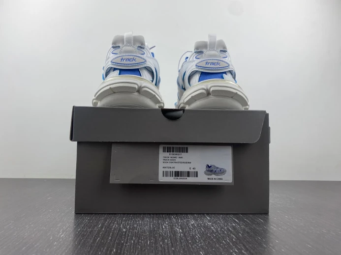 BLCG TRACK SNEAKER 736330 W3SKC AllSeason 2365