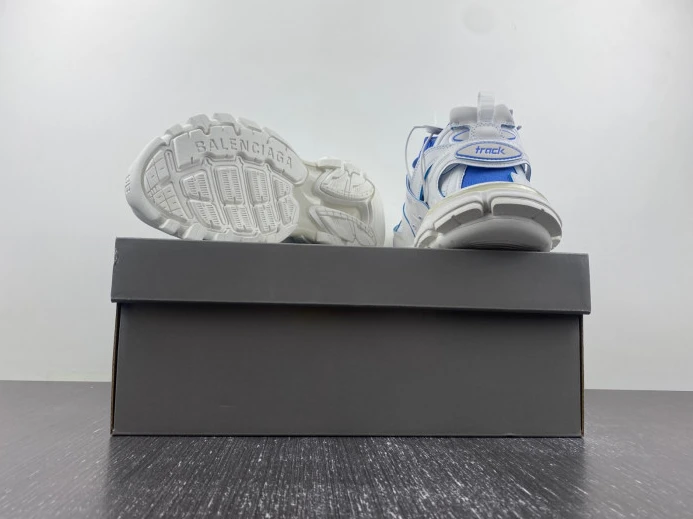 BLCG TRACK SNEAKER 736330 W3SKC AllSeason 2365