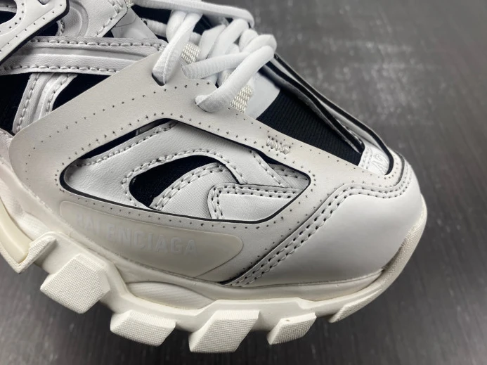BLCG TRACK SNEAKER 736330 W3SKC UrbanStyle 2377