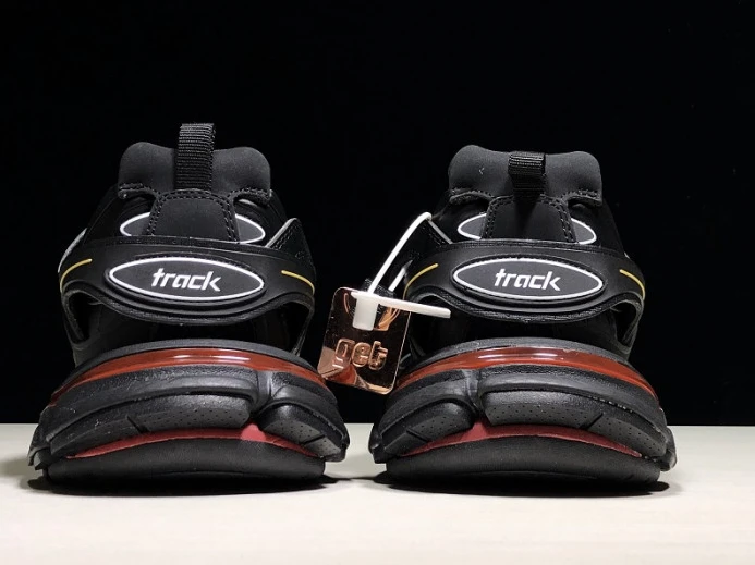 BLCG TRACK TRAINER 'BLACK BORDEAUX' 542023 W1GB1 AllSeason 2642