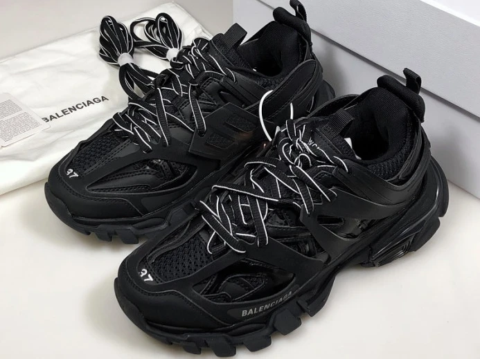 BLCG TRACK TRAINER 'TRIPLE BLACK' 542023 W1GB1 UrbanStyle 2636