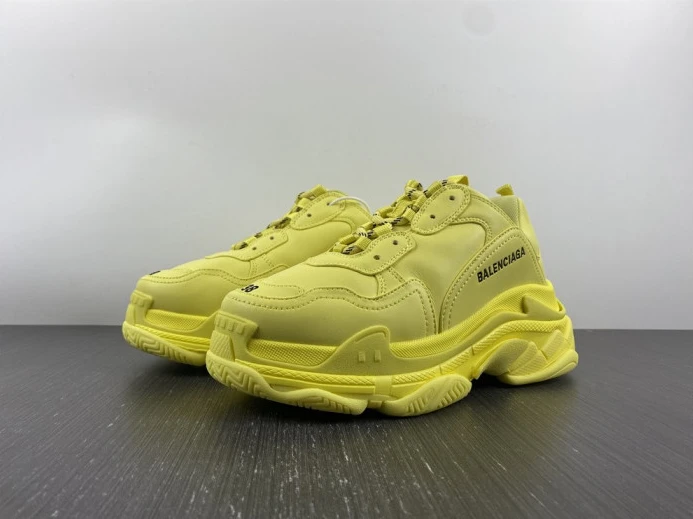 BLCG TRIPLE S SNEAKER 524039 W1FB5 StreetReady 2487