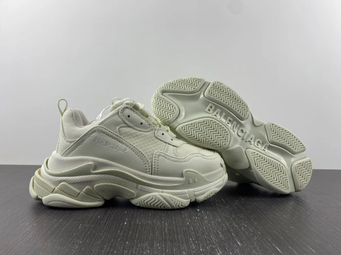BLCG TRIPLE S SNEAKER 524039 W2CR5 Comfortable 2386