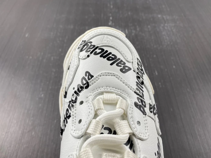 BLCG TRIPLE S SNEAKER 524039 W2FAB UrbanStyle 2354