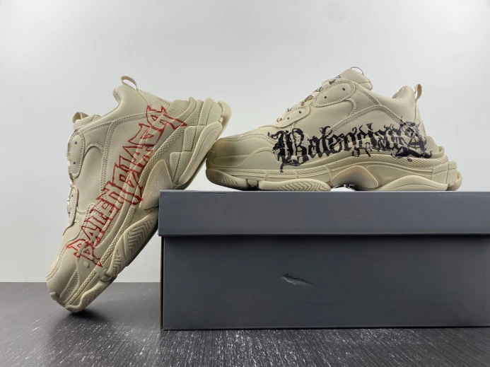 BLCG TRIPLE S SNEAKER 536737 W2FAY StreetReady 2498