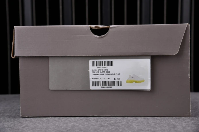 BLCG TRIPLE S SNEAKER 541624 W2FR1 HighQuality 2509