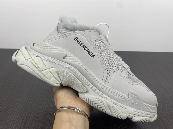 BLCG TRIPLE S SNEAKER 668563 W3CQ5 WellDesigned 2502