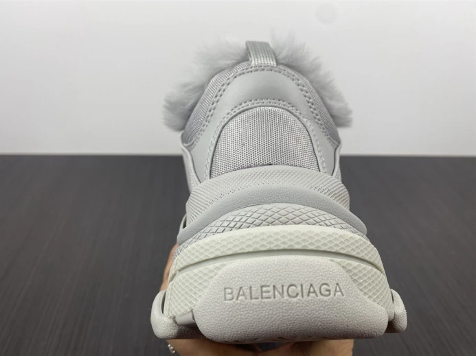 BLCG TRIPLE S SNEAKER 668563 W3CQ5 WellDesigned 2502
