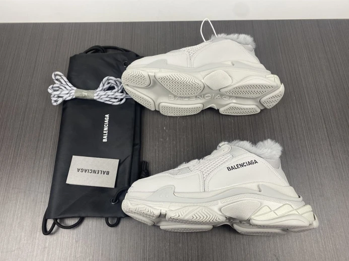 BLCG TRIPLE S SNEAKER 668563 W3CQ5 WellDesigned 2502